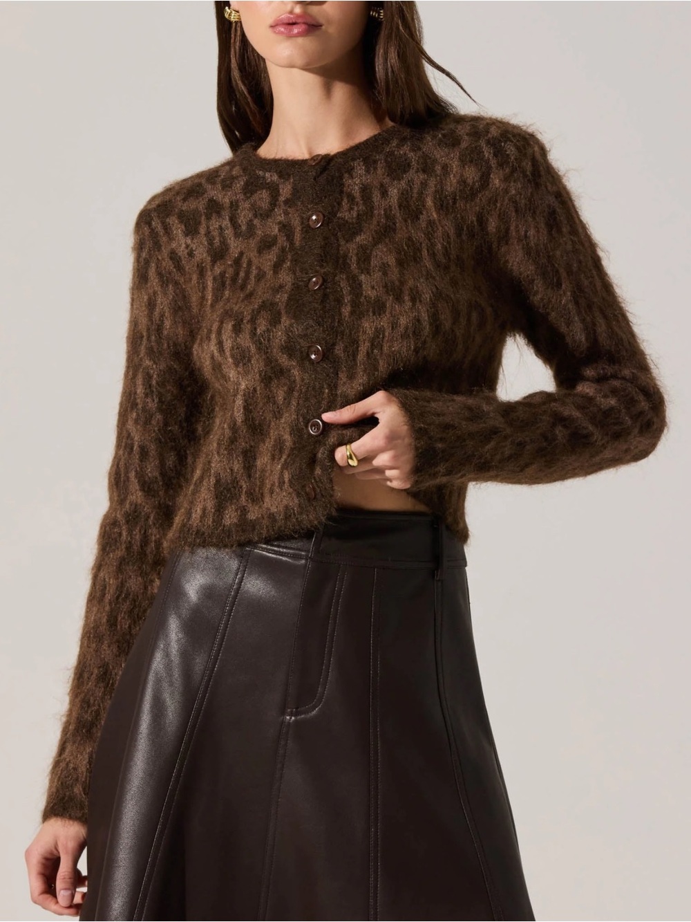 ASTR The Label Katria Fuzzy Crewneck Cheetah Cardigan Sweater XS NWT $148